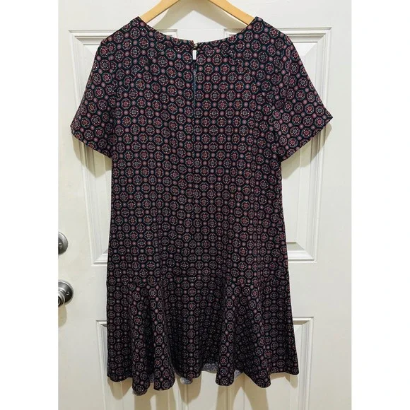 Banana Republic Womens ALine Dress Geometric Print Short Sleeve Size 14 Navy Red - Picture 4 of 4